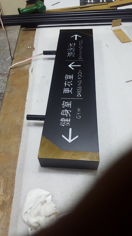 Illuminated Outdoor LED Light Box Sign 4500K White 1650*380mm
